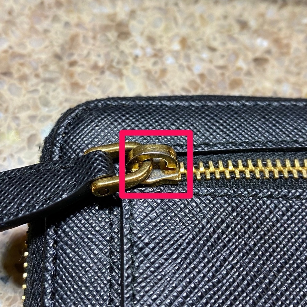 Prada Zip-Around Saffiano Leather Wallet Portafoglio Lampo (Black/Gold) - Picture 11 of 13